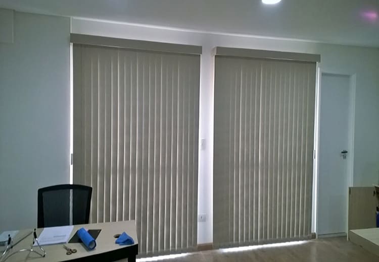 Instalação de Cortinas e Persianas 